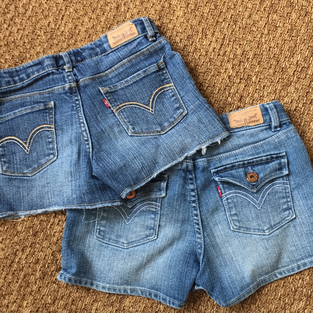 Girls Levi jean shorts